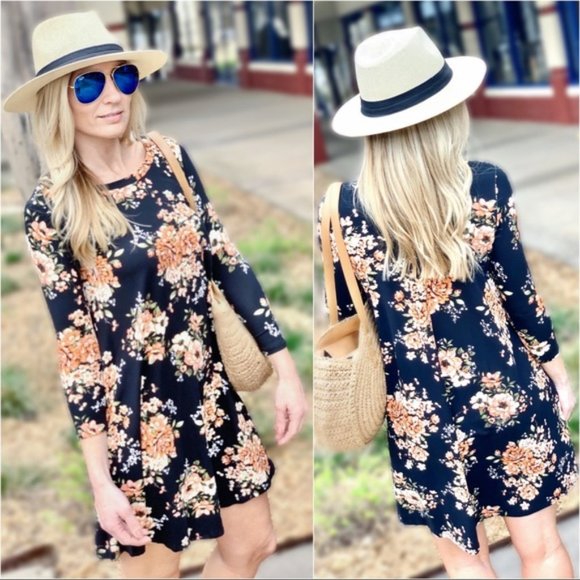 Infinity Raine Dresses & Skirts - FEELING SO RIGHT SHORT FLORAL SWING DRESS-BLACK